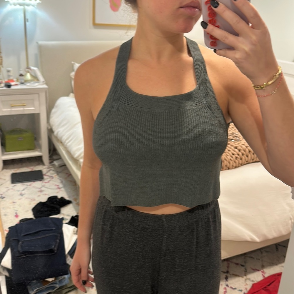 Aritzia open back crochet tank top (Wilfred)